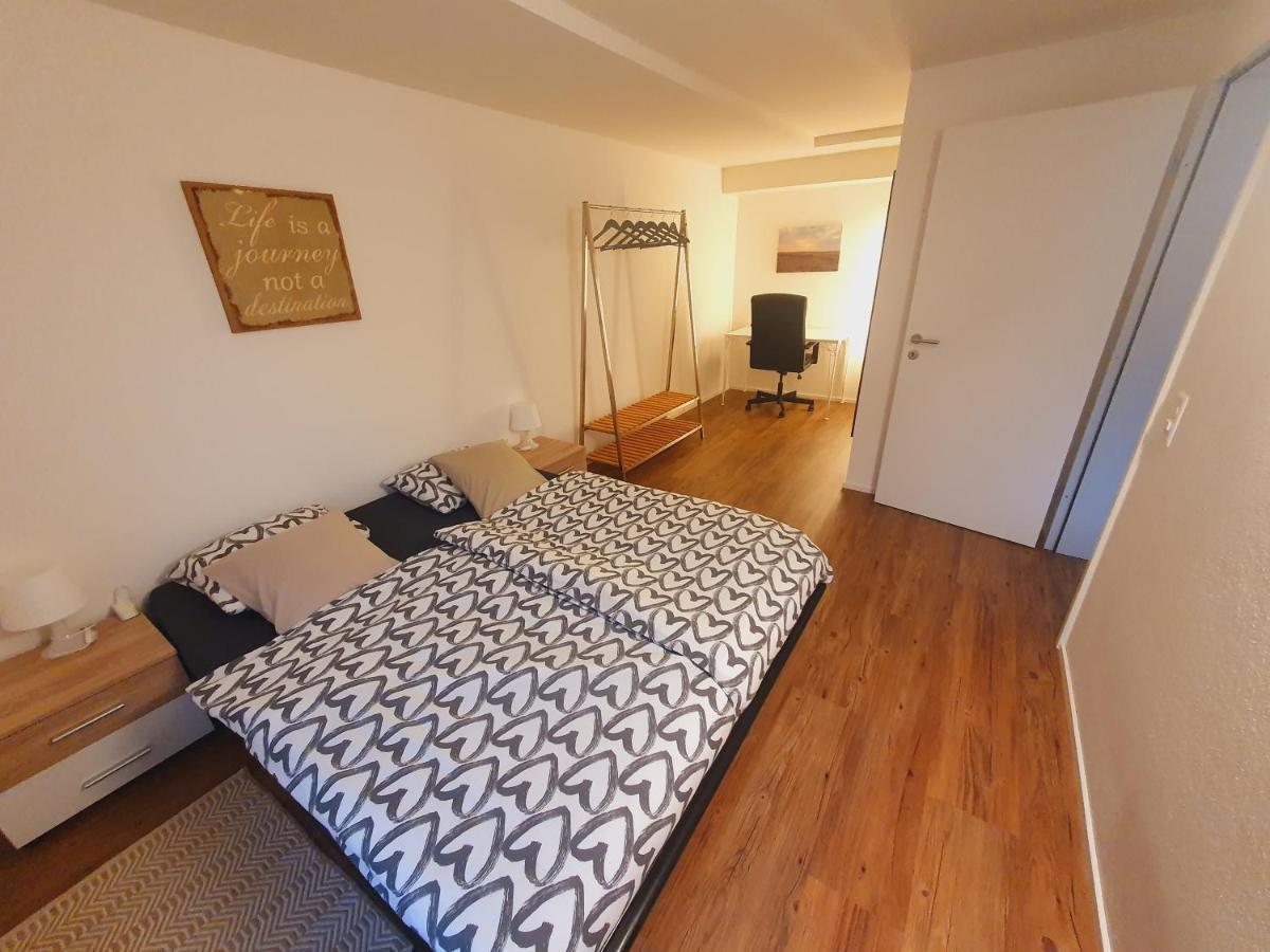 Neue Wohnung An Stadtrand Mit Parkplatz Ebikon Exterior foto